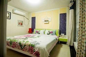 Shuangshuang Home Fenghuang Hongqiao Branch Εξωτερικό φωτογραφία